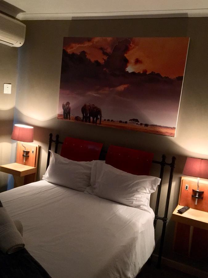 Travel Inn Kroonstad Exteriör bild