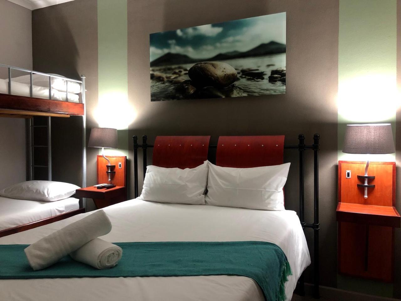 Travel Inn Kroonstad Exteriör bild